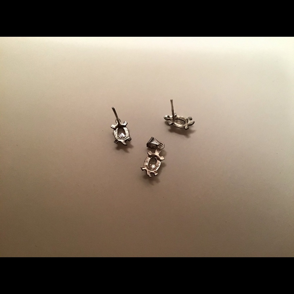 Jewelry set - Picture 3 of 3